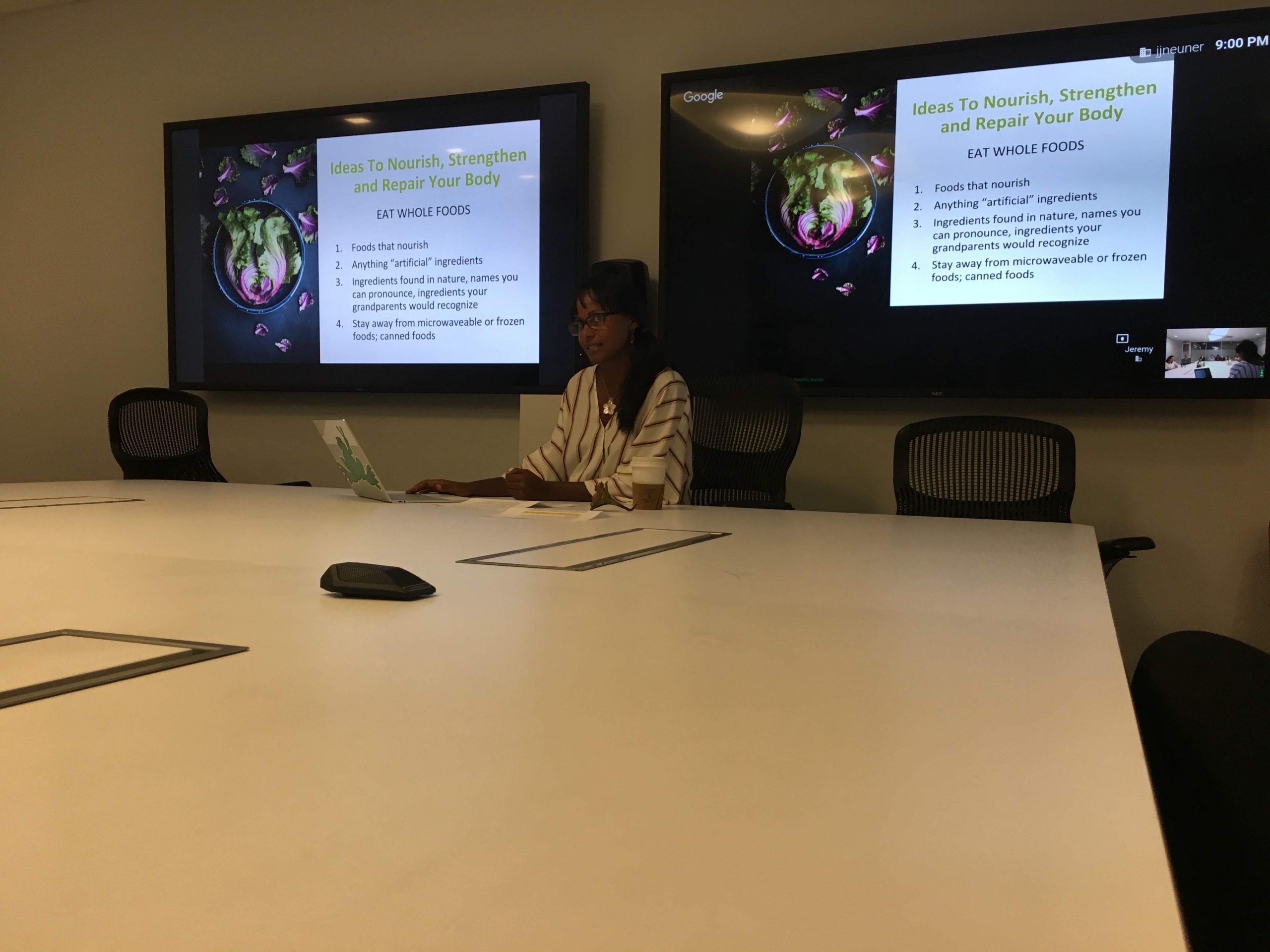 A breakout discussion during the symposium